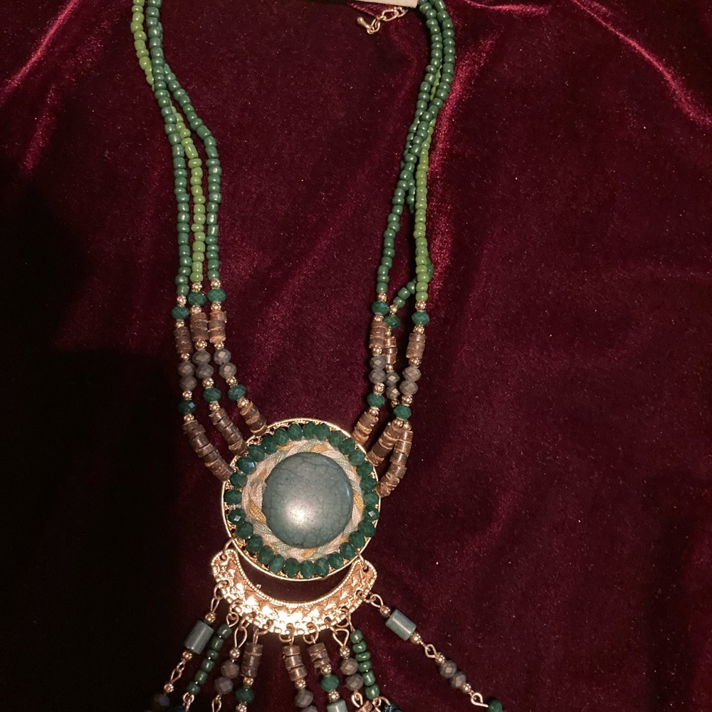 ❣️SOLD❣️Made by Bello, brown/green beads